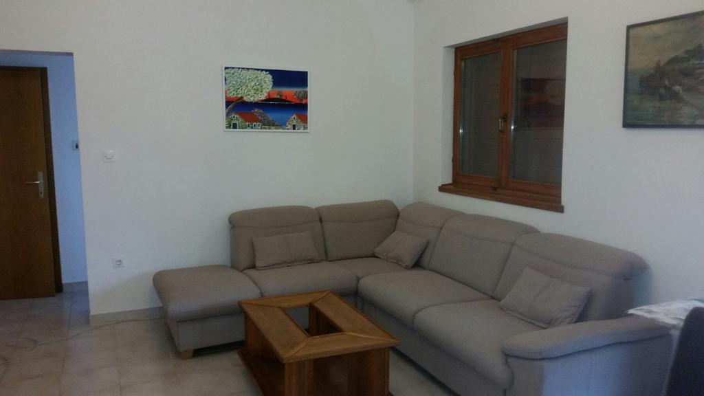 Mendula Apartment Rogač Eksteriør billede